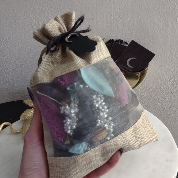 Potpourri Sachets Custom-Made w/ Selenite Blade & Witchy Add-ins in 15+ scent - Picture 7 of 12
